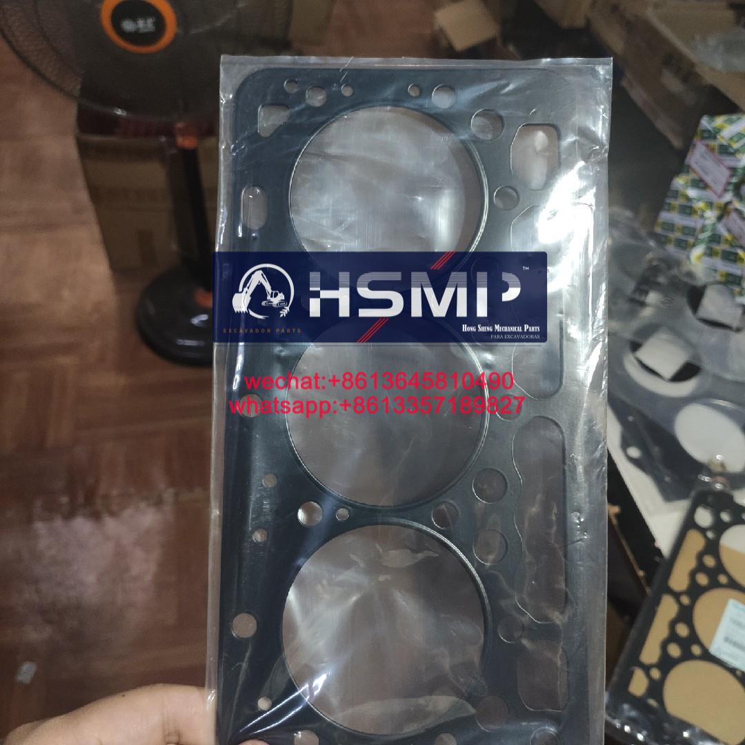 03-108-1.jpg HSMP Kubota Engine D902 Head Gasket & Engine Rebuild Kit